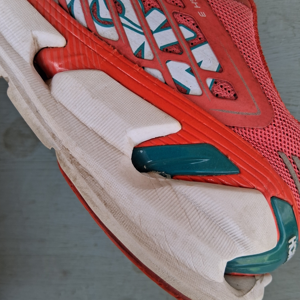 HOKA ONE ONE Vanquish 3 Running Shoes Women’s 8 Dewberry Grenadine Max Cushion - Picture 9 of 16